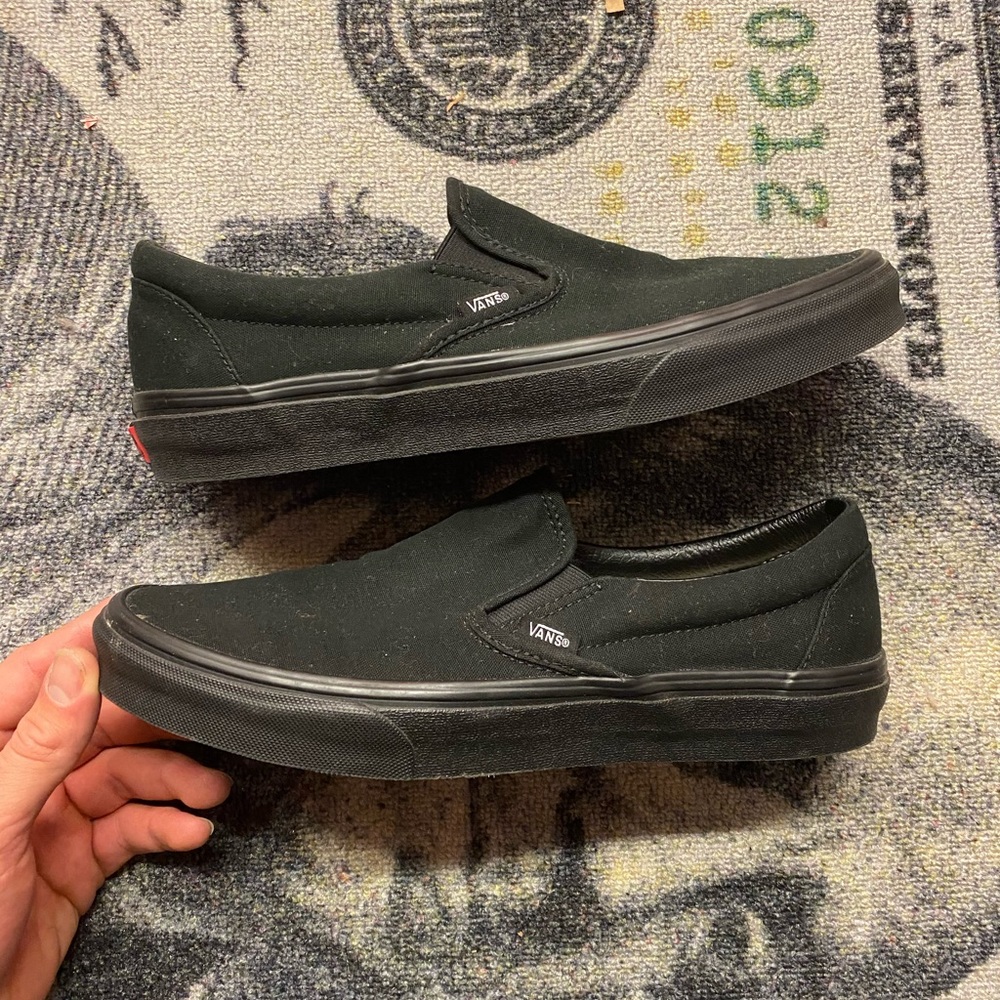 Vans off the wall slip on Sz 9.5 Black og